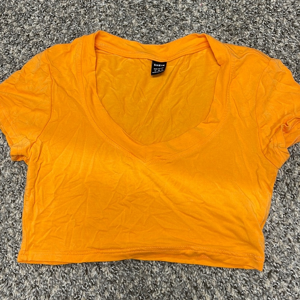 Shein cropped tee